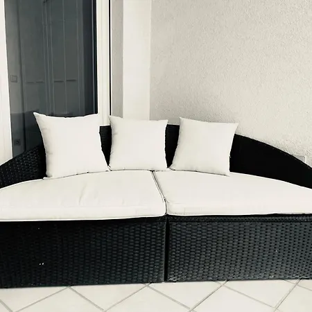 Apartamento Luxury Penthouse With 3 Balconies -2 Bedrooms -petrus View & Parking *