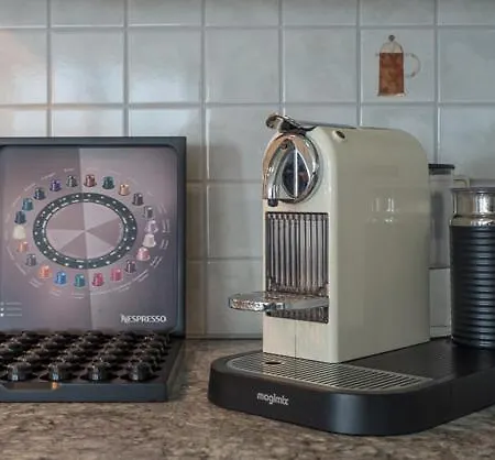 Luxury Penthouse With 3 Balconies -2 Bedrooms -petrus View & Parking Lägenhet *