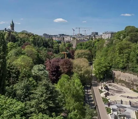 Luxury Penthouse With 3 Balconies -2 Bedrooms -petrus View & Parking * Luxembourg