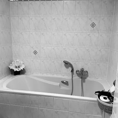 Appartement Luxury Penthouse With 3 Balconies -2 Bedrooms -petrus View & Parking Luxembourg