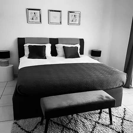 Luxury Penthouse With 3 Balconies -2 Bedrooms -petrus View Luxembourg By
