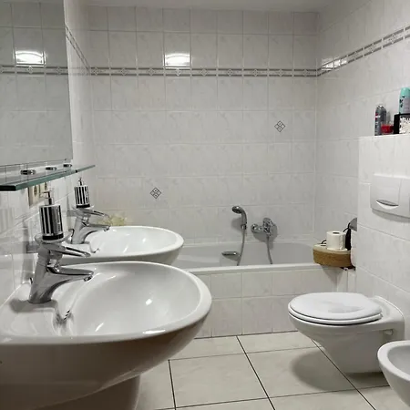Luxury Penthouse With 3 Balconies -2 Bedrooms -petrus View Luxembourg By