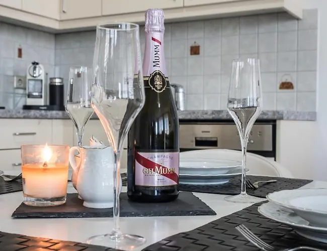 Luxury Penthouse With 3 Balconies -2 Bedrooms -petrus View Luksemburg