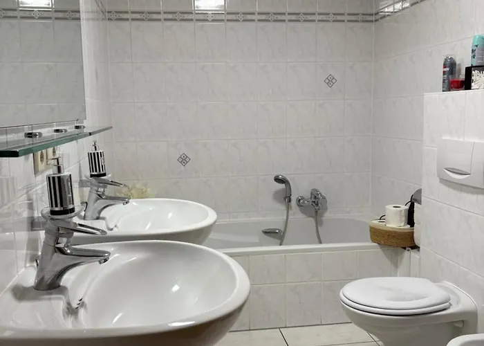 Luxury Penthouse With 3 Balconies -2 Bedrooms -petrus View Lüksemburg